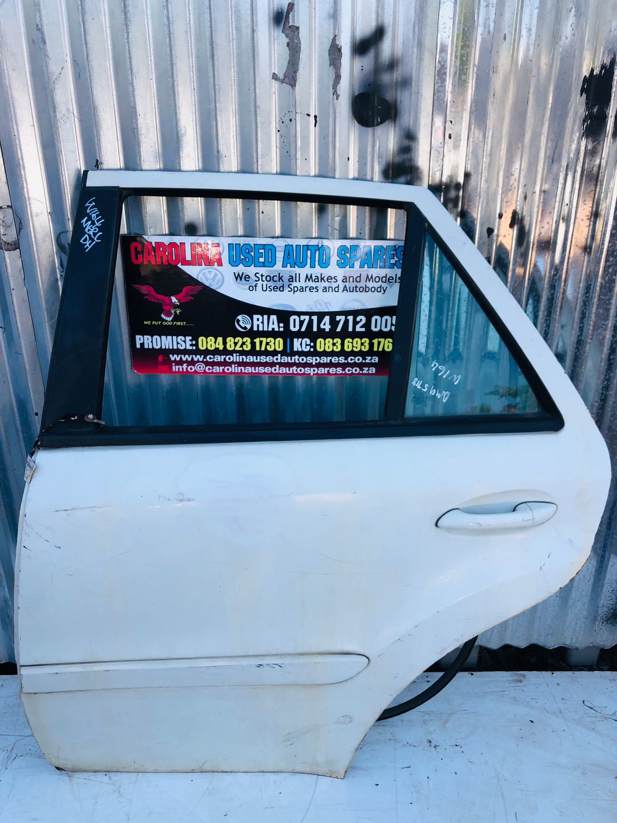 Mercedes Benz W164 ML350 Left Side Back Door (restored) - Private Seller Mercedes Benz W164 ML350 Left Side Back Door (restored) - Private Seller