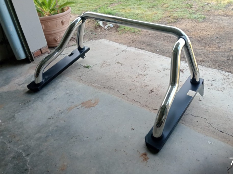 Rollbar Isuzu d tec 2025 - Private Seller Rollbar Isuzu d tec 2025 - Private Seller