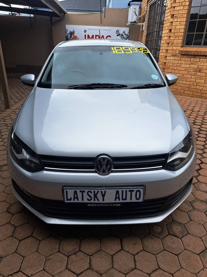 Used Volkswagen Polo Vivo hatch 1.4 Conceptline - Private Seller Used Volkswagen Polo Vivo hatch 1.4 Conceptline - Private Seller