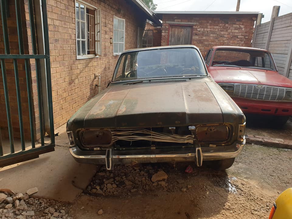 Ford 20m stripping for spares - Private Seller