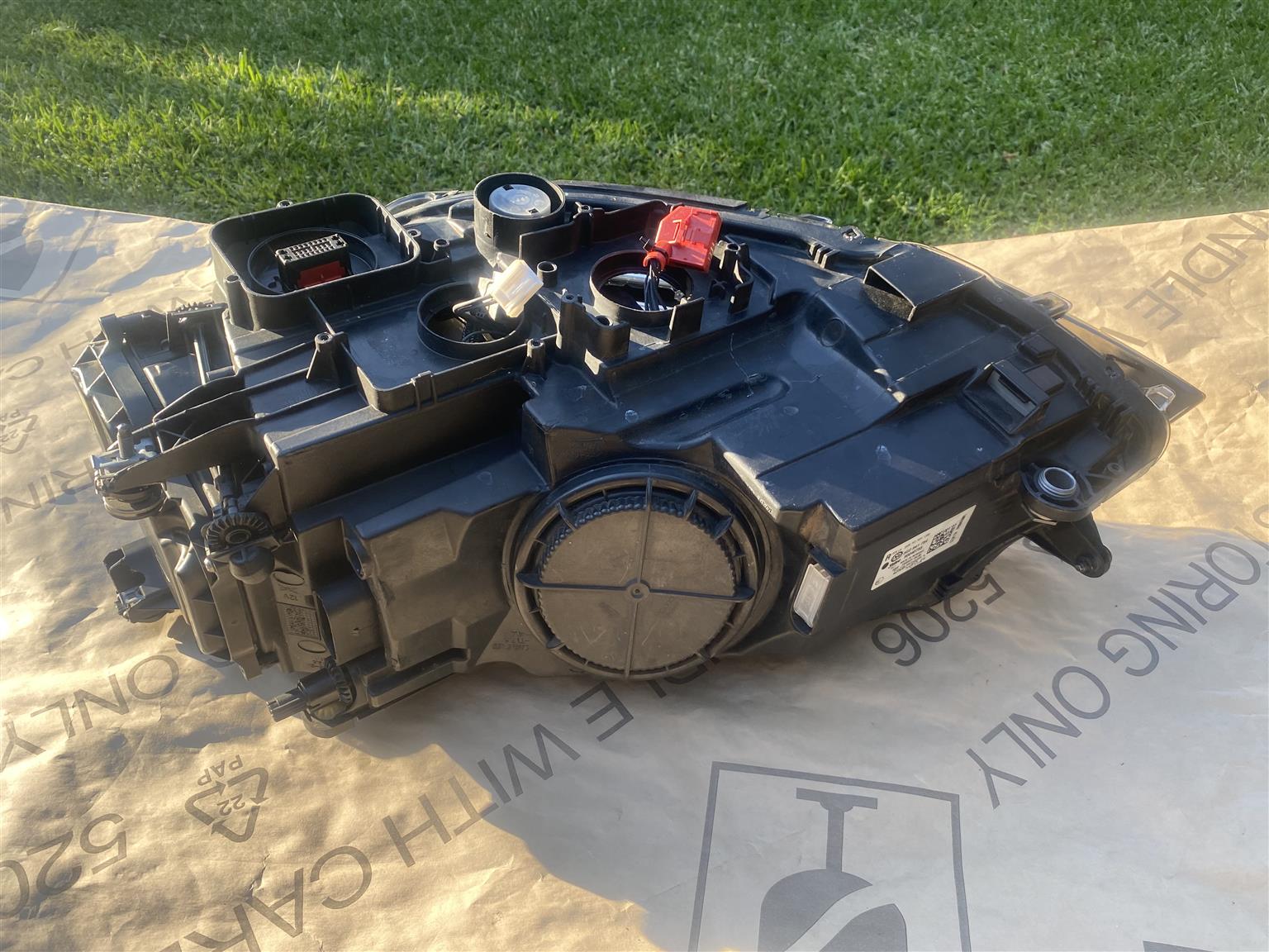2019 VW GOLF 7 TSI XENON HEADLIGHT RIGHT SIDE FOR SALE. IN PRISTINE CONDITION - Private Seller 2019 VW GOLF 7 TSI XENON HEADLIGHT RIGHT SIDE FOR SALE. IN PRISTINE CONDITION - Private Seller