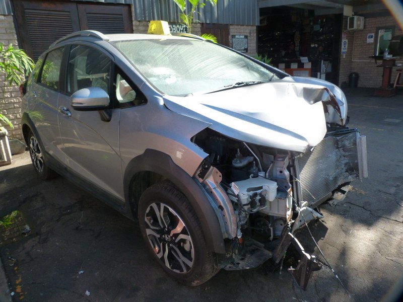 Honda WR-V 1.2 Elegance Manual Silver Grey - 2021 STRIPPING FOR SPARES - Private Seller Honda WR-V 1.2 Elegance Manual Silver Grey - 2021 STRIPPING FOR SPARES - Private Seller