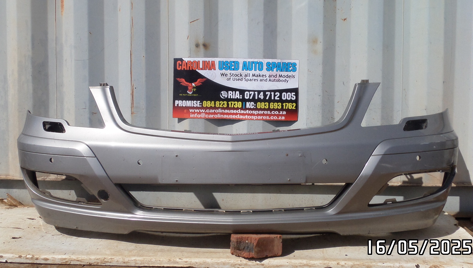 Mercedes Benz W639 V-class Vito front bumper with pdc and washer holes - Private Seller Mercedes Benz W639 V-class Vito front bumper with pdc and washer holes - Private Seller