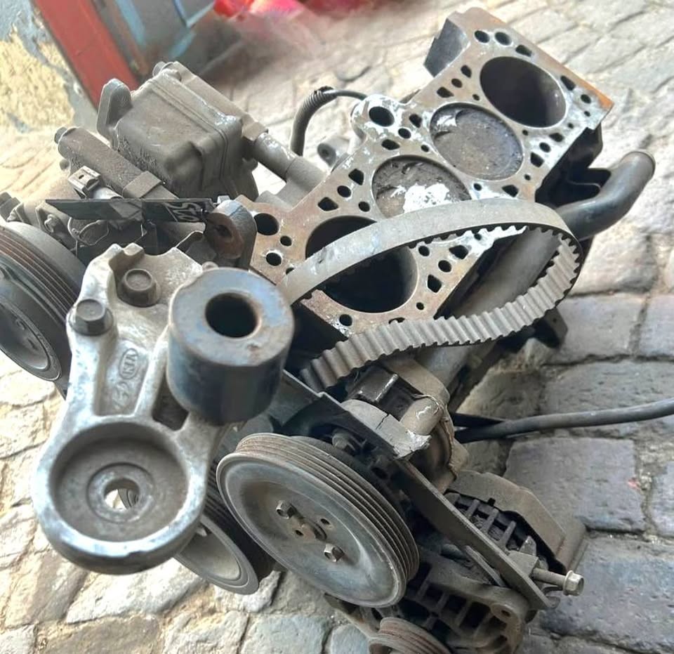 Hyundai Getz 1.6 Sub Assembly For Sale - Private Seller Hyundai Getz 1.6 Sub Assembly For Sale - Private Seller