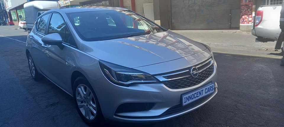 2017 OPEL ASTRA 1.0 ECO FLEX, PETROL, MANUAL, SILVER COLOUR,82000KM