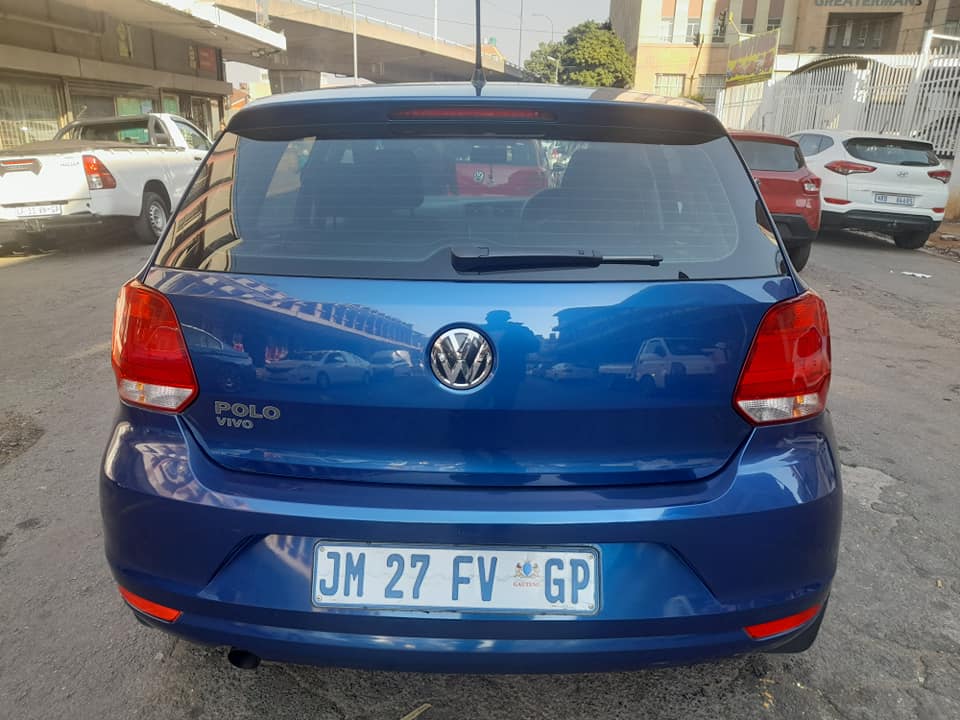2020 VW POLO VIVO 1.4 TRENDLINE  AVAILABLE CONTACT LEON ON