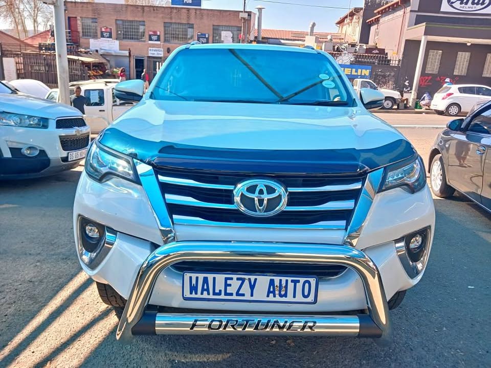 2019 TOYOTA FORTUNER 2.8 GD6  Transmission: Automatic  Mileage: 98000km  Fueltype: Diesel  White