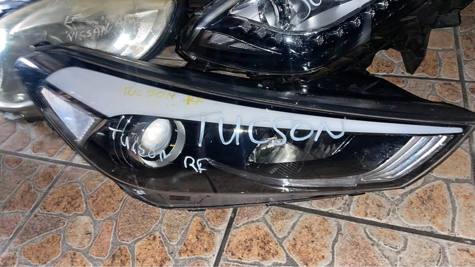 Hyundai Tucson headlight 2018/22 - Private Seller Hyundai Tucson headlight 2018/22 - Private Seller