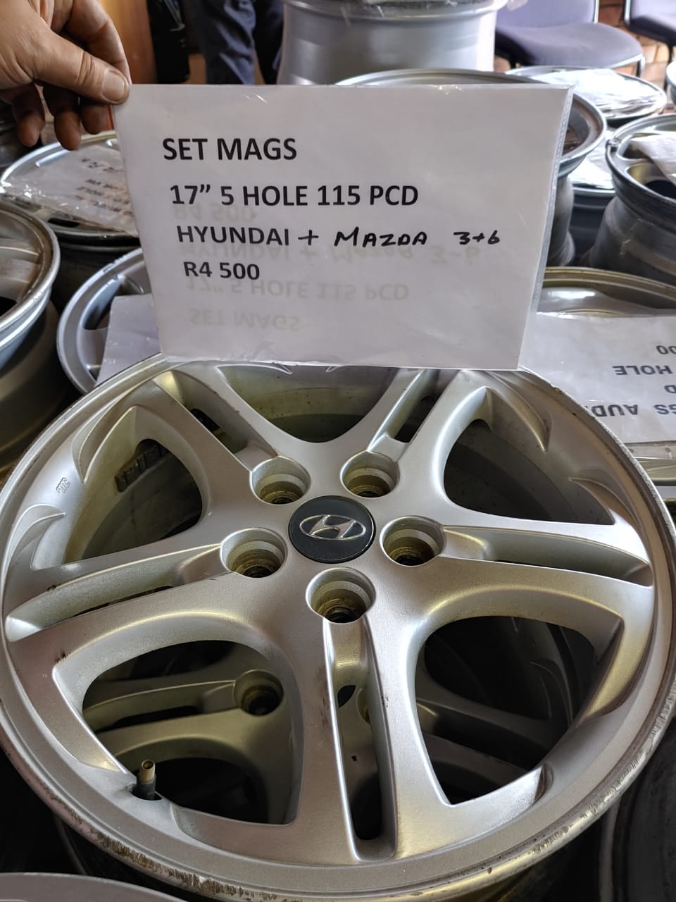 Hyundai / Mazda 3+6 Mags for sale 17" 5 Hole 115 PCD Hyundai / Mazda 3+6 Mags for sale 17" 5 Hole 115 PCD