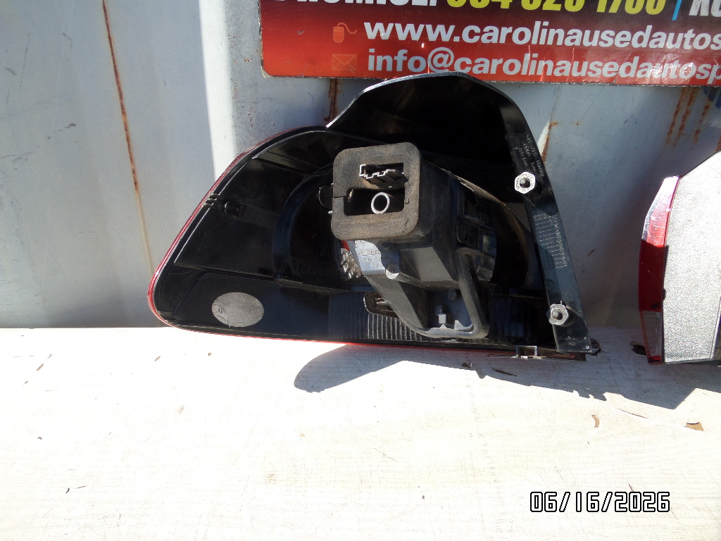 VW Golf 6 left and right taillight (2009-2012) - Private Seller VW Golf 6 left and right taillight (2009-2012) - Private Seller