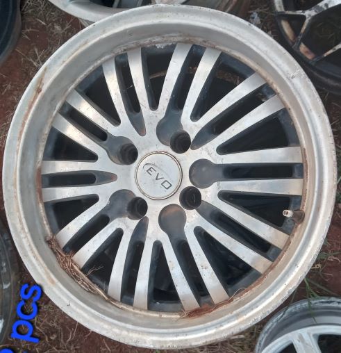 TOYOTA ETIOS 15-INCH RIM (2015) - Private Seller TOYOTA ETIOS 15-INCH RIM (2015) - Private Seller