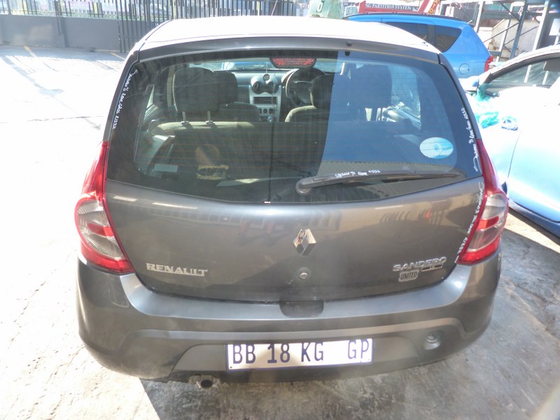 Renault Sandero 1.6 United Manual Charcoal - 2010 STRIPPING FOR SPARES - Private Seller