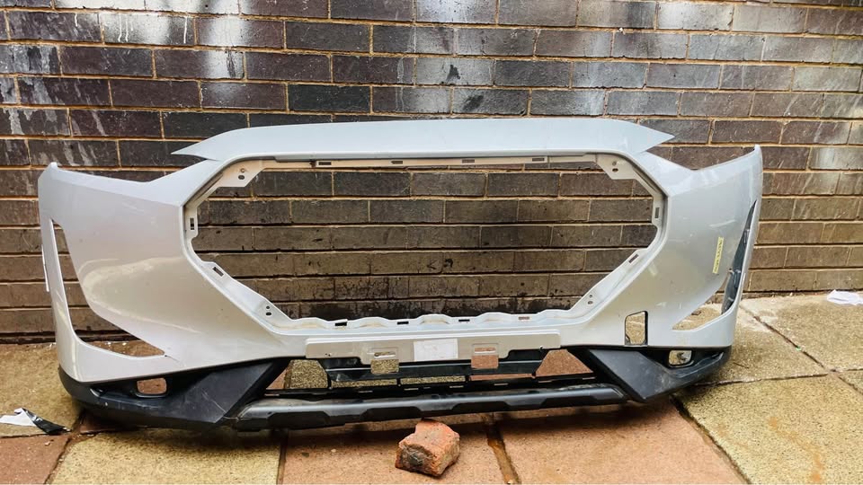 Nissan Magnite Bumper - Private Seller Nissan Magnite Bumper - Private Seller