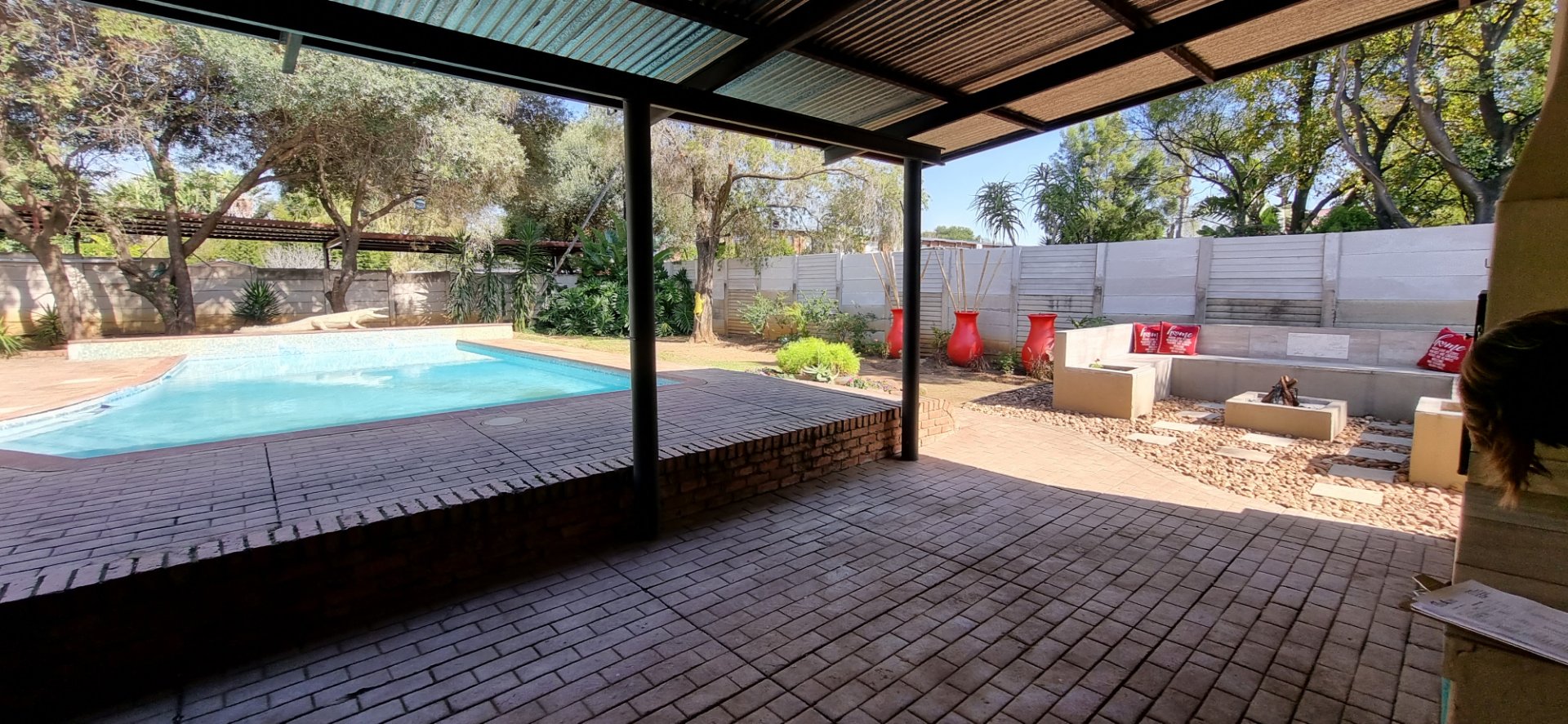 Entertainer's Dream & Large Family Home for Rent! Available 1 August 2022