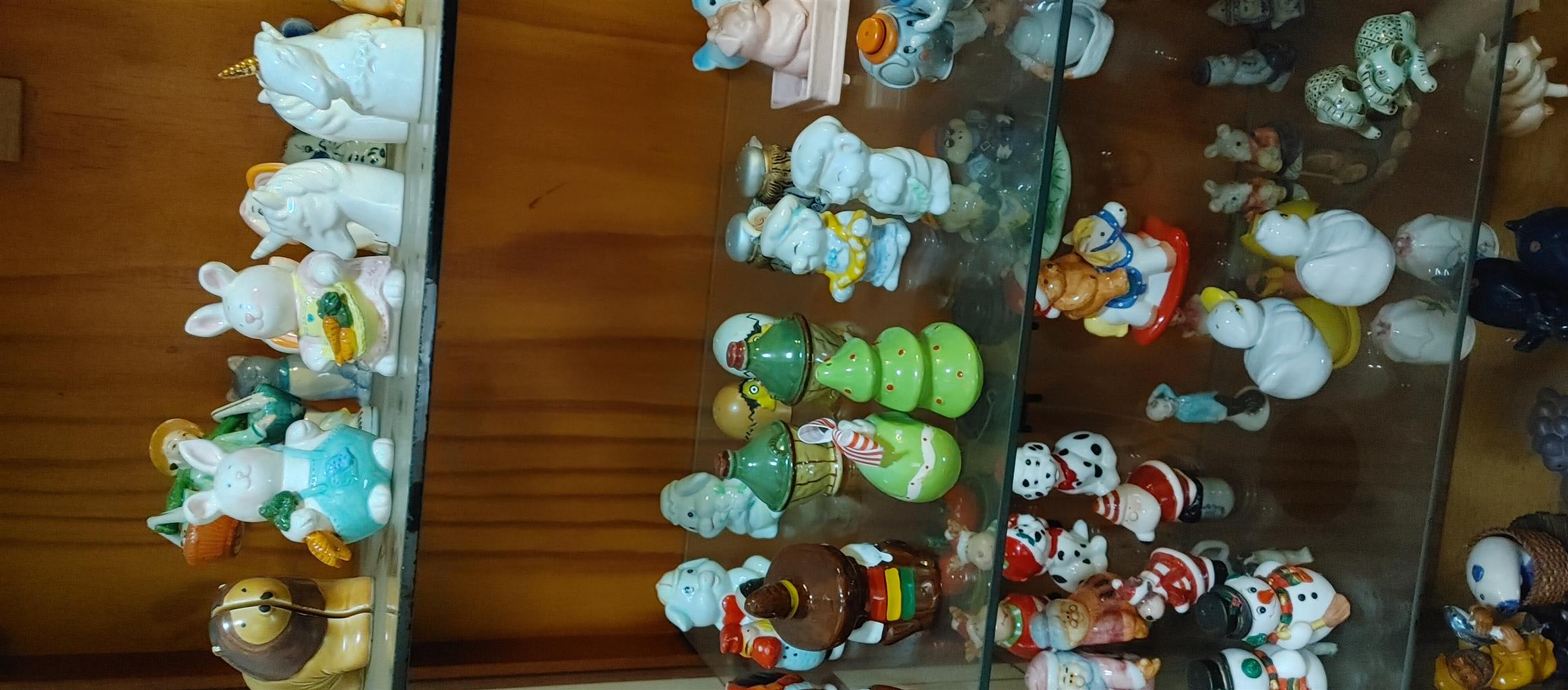 Salt and pepper shakers Salt and pepper shakers
