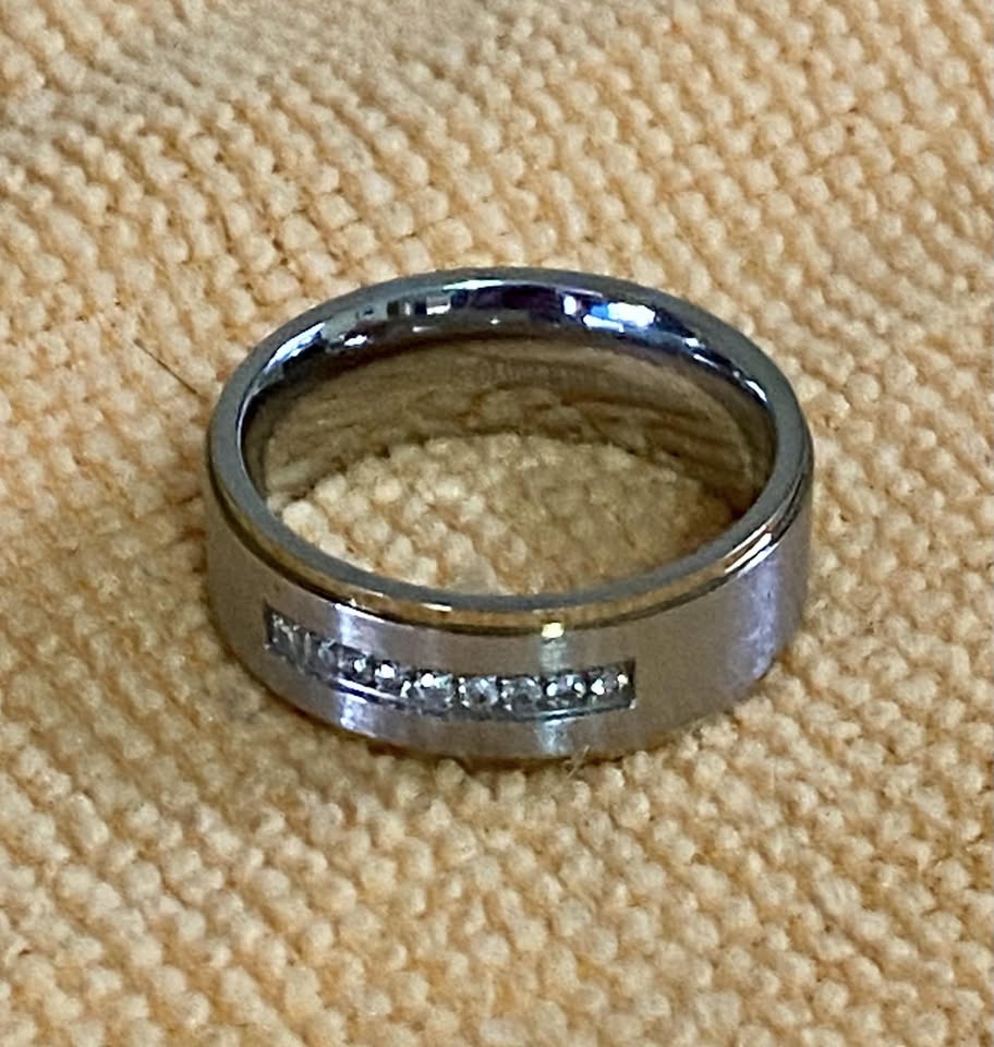 Sterns icon brand stainless steel ring.