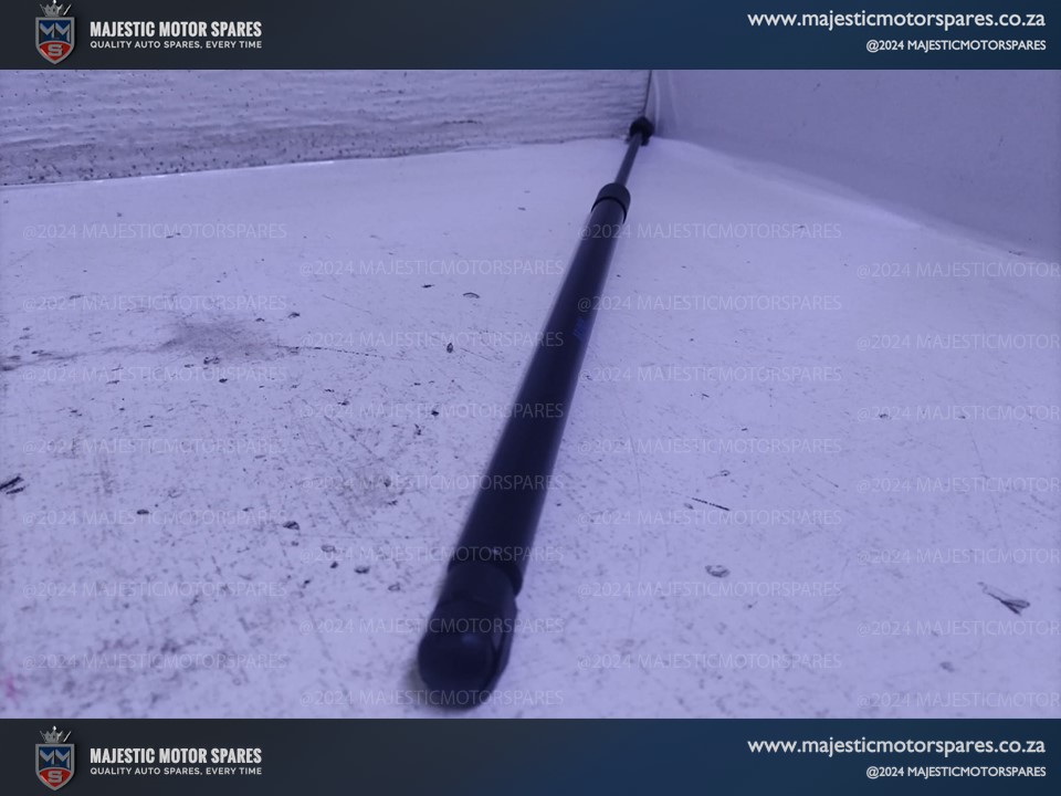 Brand New Mercedes-Benz C180 W203 Bonnet Shocks for Sale - Private Seller