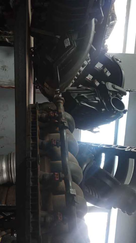 Bmw intake manifold - Private Seller