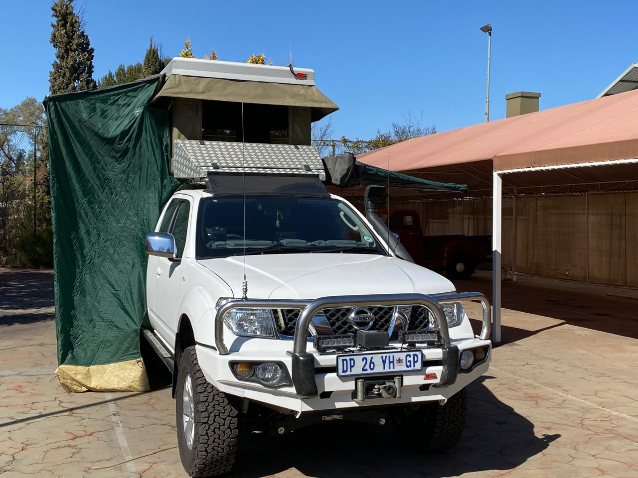 Used 2015 Nissan Navara 2.5dCi KingCab 4x4 XE - Private Seller