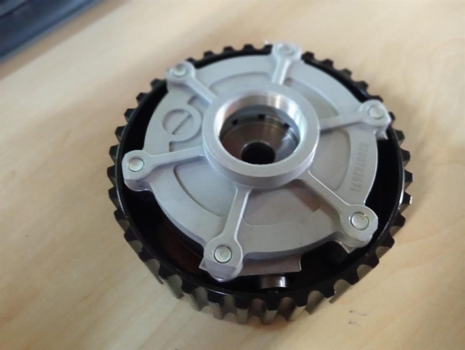 Renault Megane 2.0 Camshaft Pulley For Sale - New Engine Timing Part!! - Private Seller Renault Megane 2.0 Camshaft Pulley For Sale - New Engine Timing Part!! - Private Seller