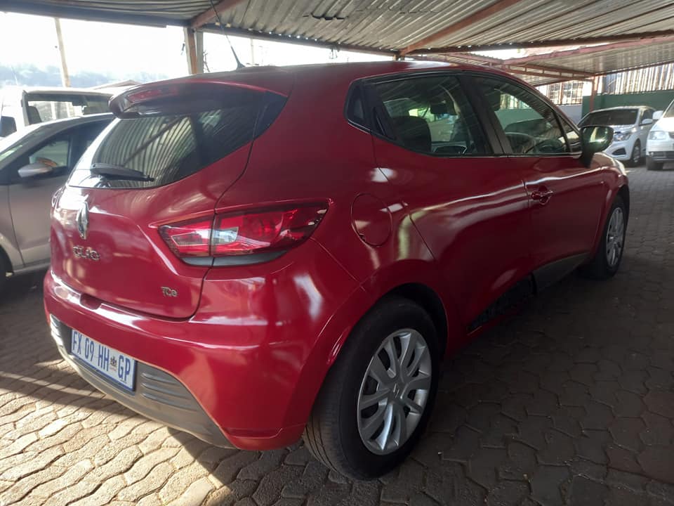 Renault Clio4 1.2 Manual petrol  2017 Maroon