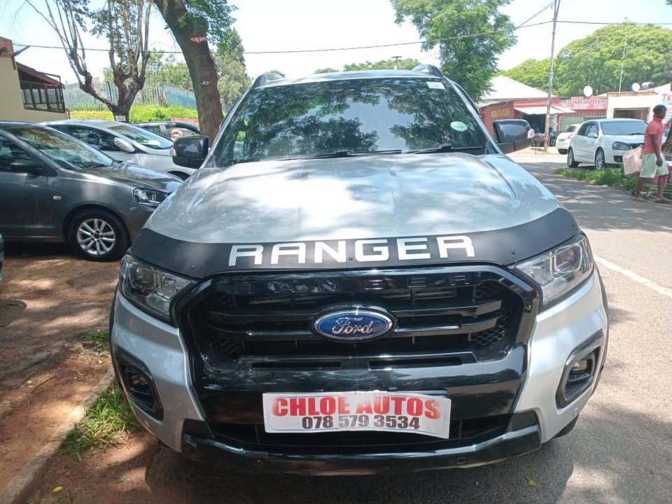 Ford ranger 2.0 bi-turbo Automatic 4x4 Double Cab 2022 53km Silver Sparekey