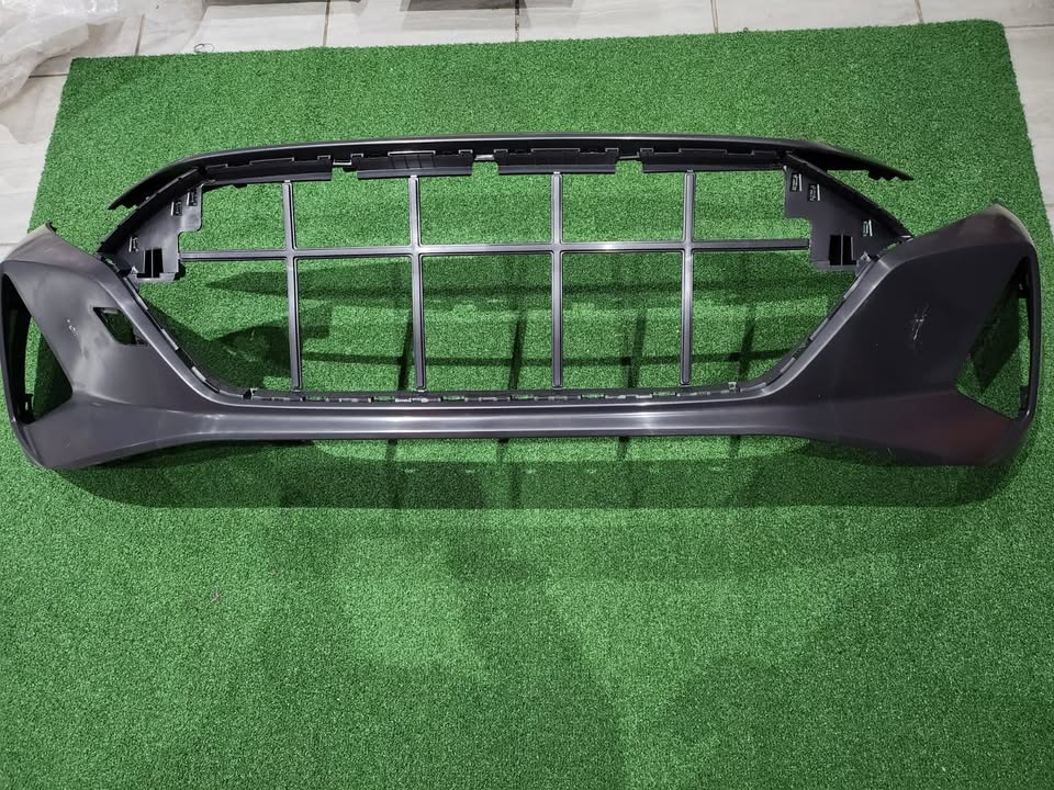 New Hyundai i20 Front Bumper - Private Seller New Hyundai i20 Front Bumper - Private Seller