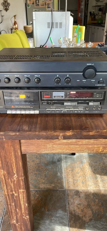 TOA amplifier A2060
