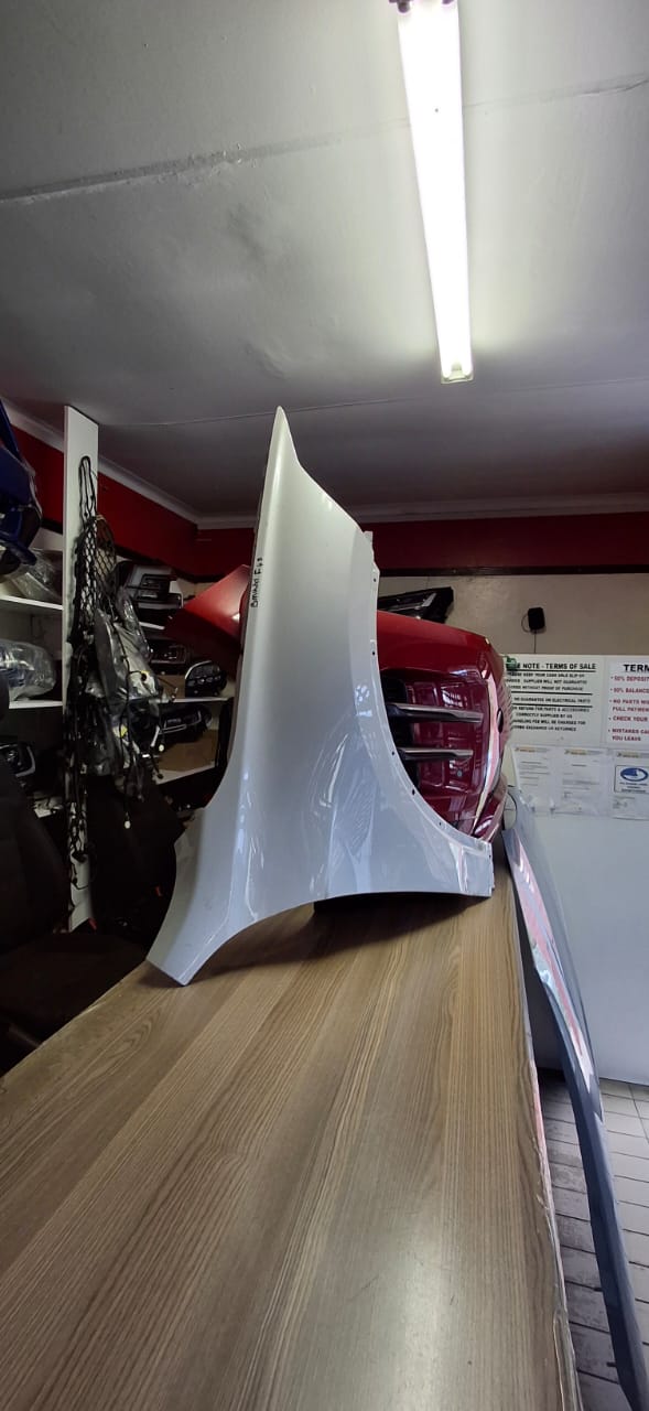 2018 BMW X1 F48 RIGHT FENDER FOR SALE - Private Seller 2018 BMW X1 F48 RIGHT FENDER FOR SALE - Private Seller