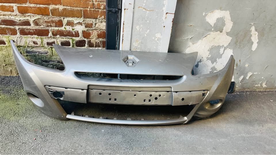 Renault Clio 3 bumper - Private Seller