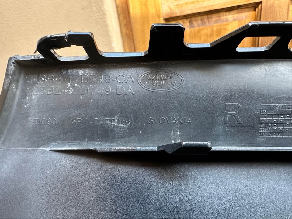 Land Rover defender right rear bumper corner piece - Private Seller Land Rover defender right rear bumper corner piece - Private Seller
