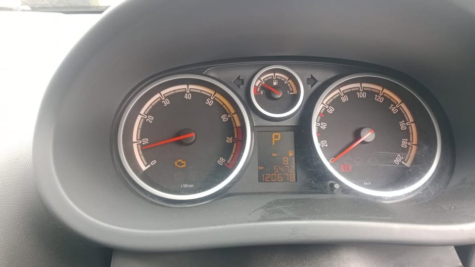 OPEL CORSA D 1.4 Z14XEP ENGINE 2009 NOW STRIPPING FOR SPARES FOR SALE - Private Seller