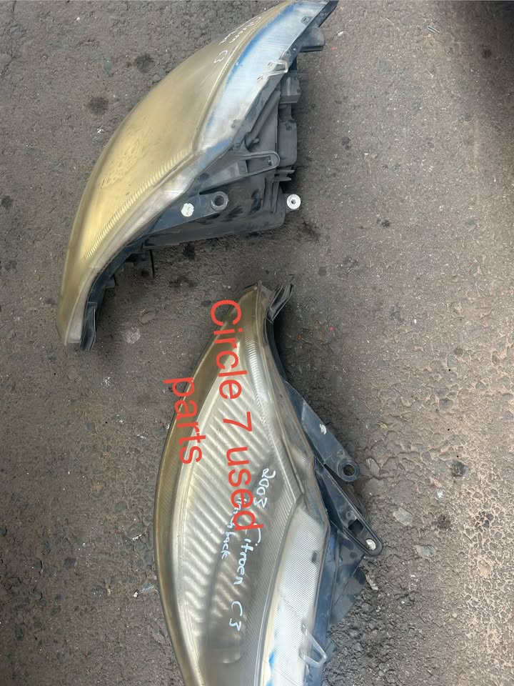 2003 Citroen C3 headlights for sale WhatsApp or call - Private Seller 2003 Citroen C3 headlights for sale WhatsApp or call - Private Seller