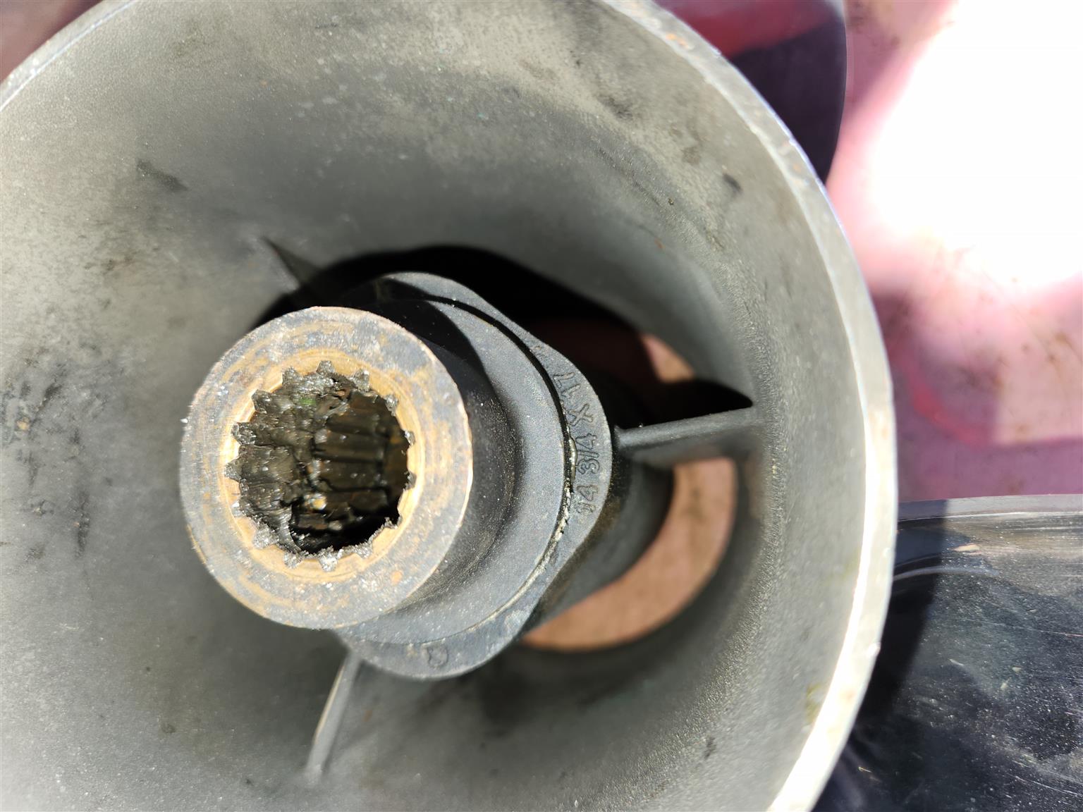 25 Pitch Raker Stainless Steel Prop for sale