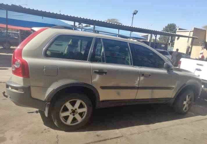 VOLVO X90 D5 2007 STRIPPING FOR SPARES! ENGINE AND AUTOMATIC GEARBOX AVAILABLE - Private Seller VOLVO X90 D5 2007 STRIPPING FOR SPARES! ENGINE AND AUTOMATIC GEARBOX AVAILABLE - Private Seller