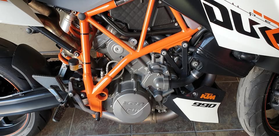 KTM 990 2010 model - Private Seller KTM 990 2010 model - Private Seller