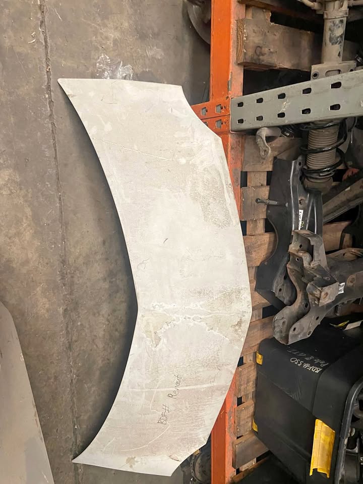 RENAULT MODUS BONNET FOR SALE - Private Seller