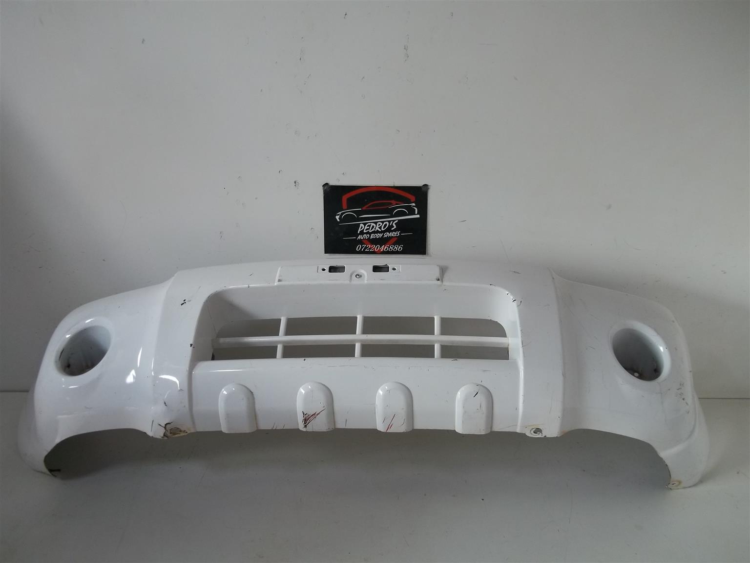 Nissan NP300 front bumper with bumper stiffener - Private Seller Nissan NP300 front bumper with bumper stiffener - Private Seller