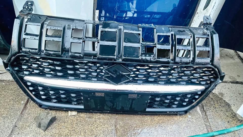 Suzuki Swift grill - Private Seller Suzuki Swift grill - Private Seller
