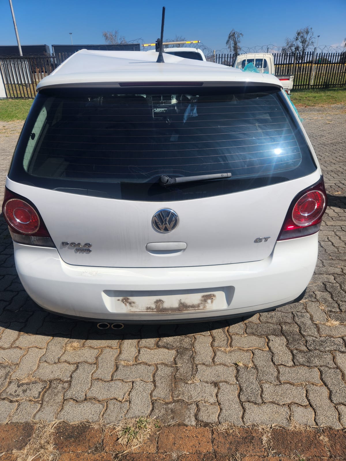 VW STRIPPING Accident Damaged Cars – VW