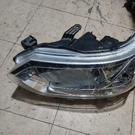 Toyota avanza headlight - Private Seller Toyota avanza headlight - Private Seller