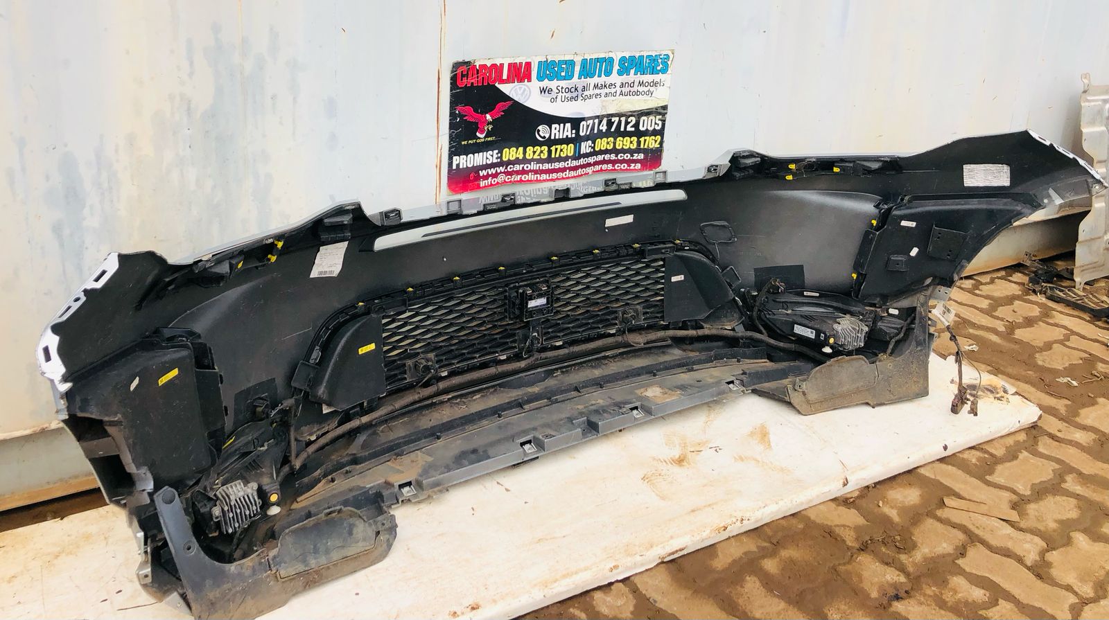 Range Rover Discovery sport complete front bumper (2018) - Private Seller Range Rover Discovery sport complete front bumper (2018) - Private Seller