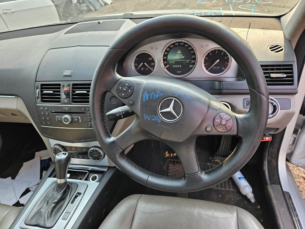 Mercedes-Benz C200 W204 Kompressor stripping for parts