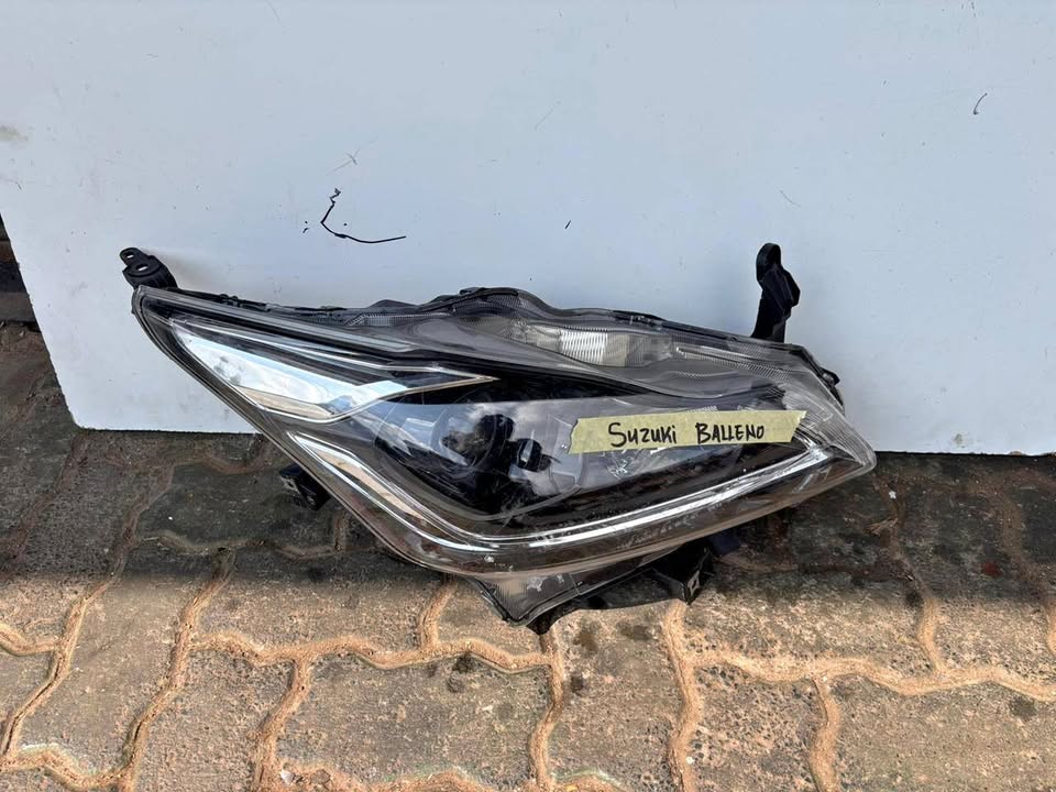 Suzuki Baleno Headlight - Private Seller Suzuki Baleno Headlight - Private Seller