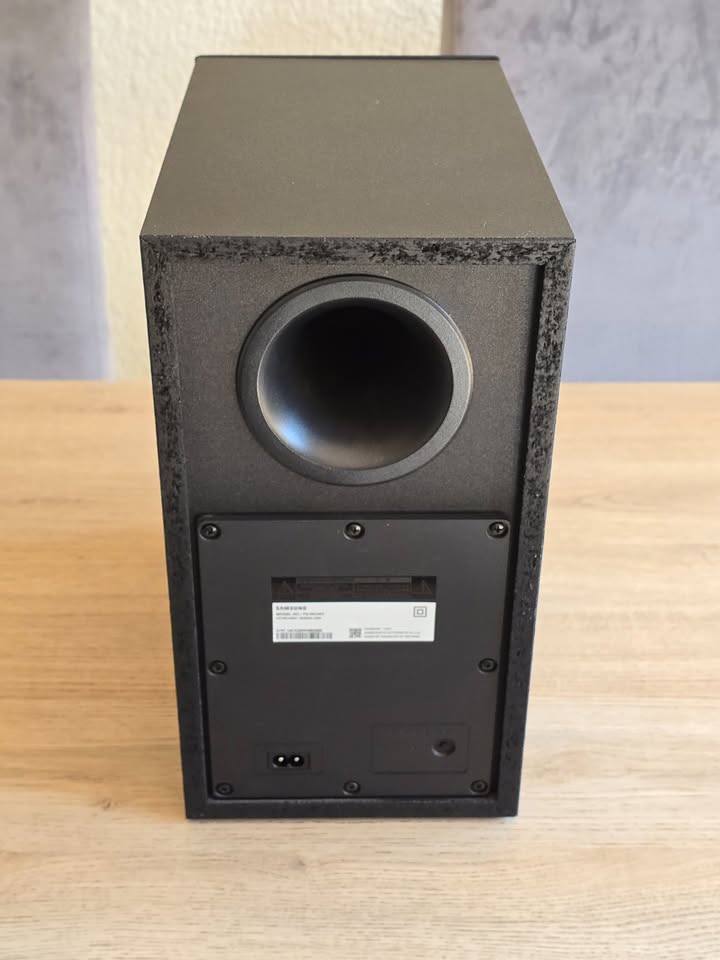 Samsung C-Series Bluetooth 2.1 Soundbar (HW-C450)