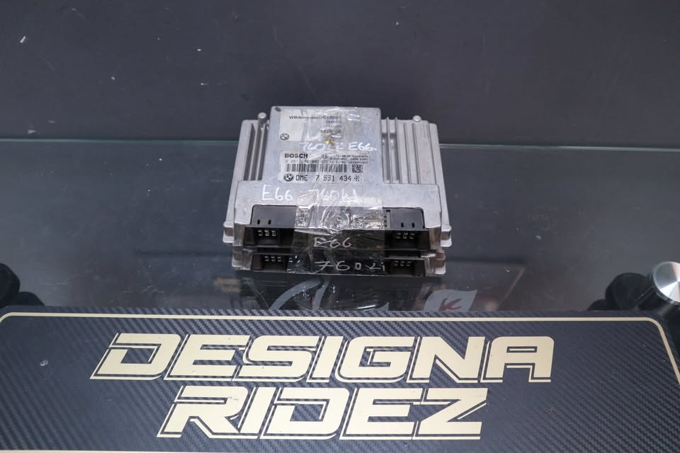 BMW E67 760I ECU/COMPUTER BOX & LOCK SET - Private Seller BMW E67 760I ECU/COMPUTER BOX & LOCK SET - Private Seller