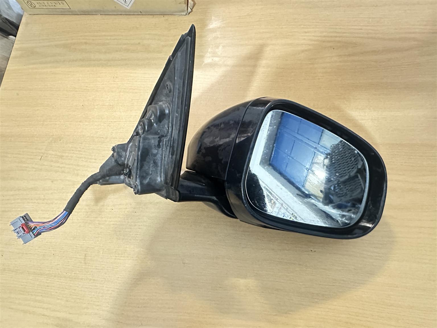2010-2016 Jaguar XF Side View Mirror - Private Seller