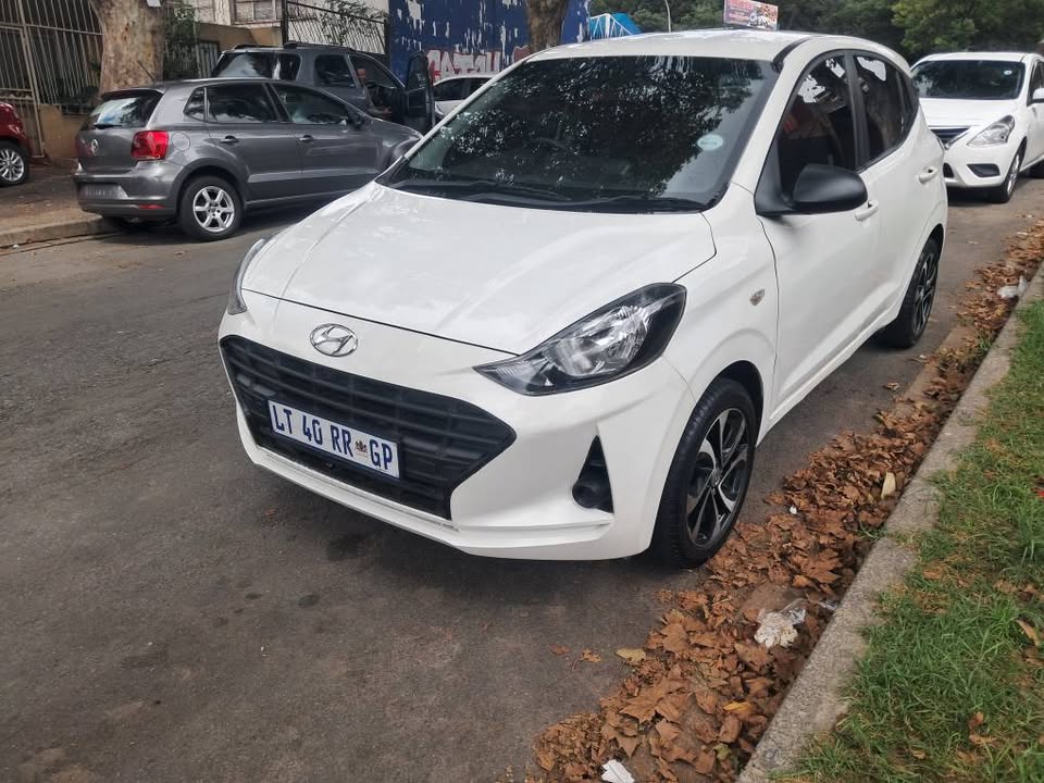 Hyundai i10 grand 1.0 2023
