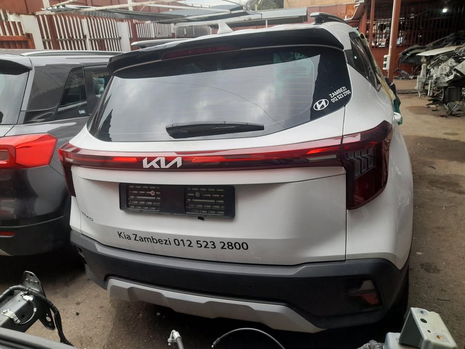 KIA SELTOS STRIPPING FOR SPARES - Private Seller