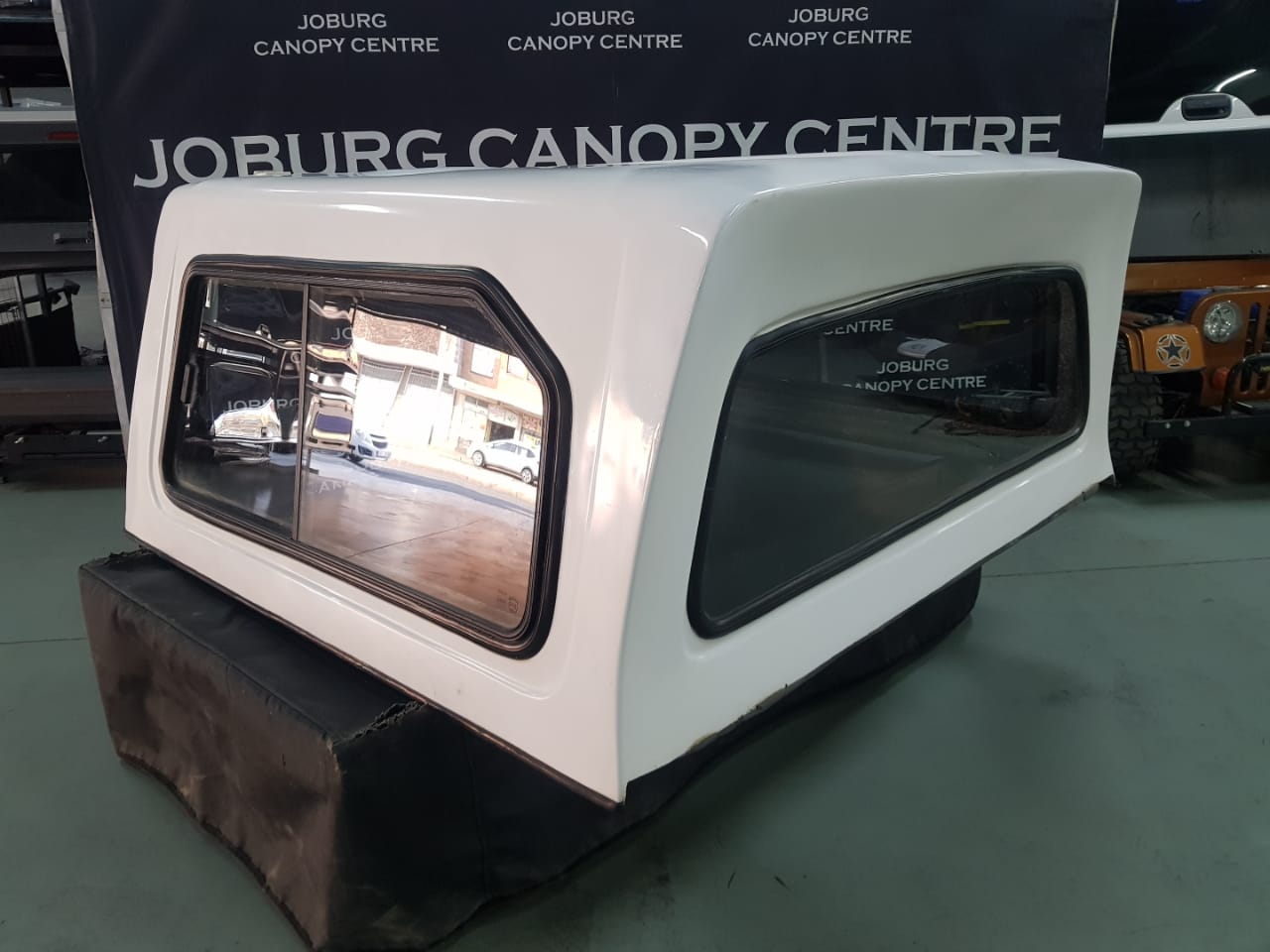 Mahindra Scorpio DC White Mogale canopy for sale - Private Seller